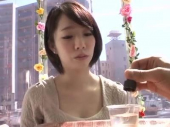 (マジックミラー+人妻)【マジックミラー号】ガチ媚薬を飲まされ発情しまくりの人妻！勃起しちゃう性処理動画の画像