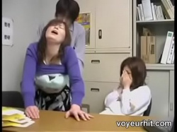 【フェラ動画が見たい！！】【レイプ】万引きしたJK娘の代わりに巨乳の母親が店長からレイプされ絶頂【強姦】の画像