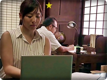 【NTR】夫がムショに入ってる間に義父と背徳の情交に悶える嫁!! 江上しほ/ヘンリー塚本の画像