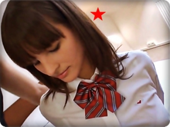 【無】小遣い渡して女子校生の白人美少女と円光中出し性交!!の画像