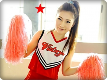 【無】昔の同級生との再会で騙されて中出しされた元チアリーダーの美少女!斉木ゆあの画像
