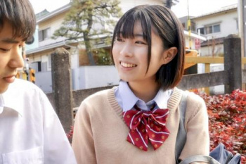 【NTR】あのガキとはもうヤッたのか！ショートカットの地味可愛い彼女は彼氏の親の代わりに闇金のおじさんからハメられてる件の画像