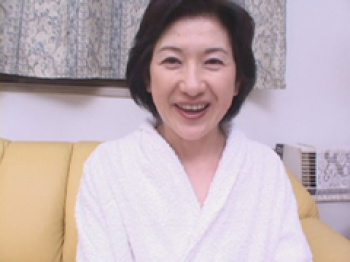【無修正】青木奈々のアナル拡張の画像