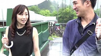 【川上ゆう】俺、本気だよ♡女手一つで必死に育てた息子と温泉旅で愛の告白された色白で美巨乳な母と濃厚な生ハメして母子交尾の画像