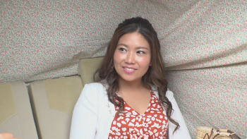 美人妻をナンパして生中出しセックス！セレブな奥様の満たされない身体を若いチンポで感じさせる！②の画像