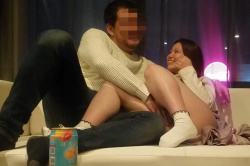 【無修正エムオクンエロ動画】横画面！良画質！萌え袖ニット＆ロンスカ色んな男と会う尻軽系女子プラベＳＥＸ隠し撮り！リアルな会話楽しめる！続き後半最後腹射！の画像