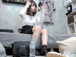 【素人】「ねぇ、もう一回しない？」ミニスカ巨乳美少女をナンパし、ハメ撮りスローS〇X!寝バックでつかれ絶頂の画像