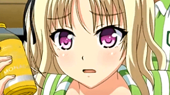 【エロアニメ】だめっ！見えちゃうよぉ！コンビニのバックヤードで巨乳JKがスケベ店長にレイプされてる件！の画像