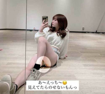 きゅるりんってしてみて島村嬉唄、パンツの中身をチラ見せするの画像