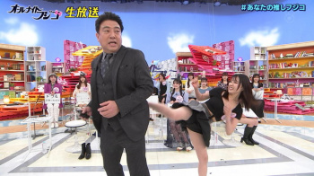 オールナイトフジコ安藤令奈ちゃんの黒色パンティー丸見えシコシコの画像