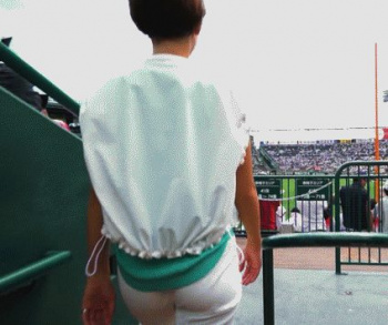 ヒロド歩美アナ、パンツ丸出しで歩いてるようなもんだなの画像