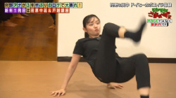 田中瞳アナ、お尻のパンティ線と股間のスジたまんねえなおい！の画像
