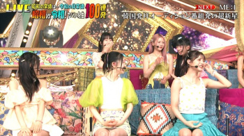 ME:I笠原桃奈、パンチラありがとう股間が見え過ぎたまりませ～んの画像
