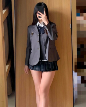 最近のJK「太もも見て～～～～ん」たまりませ～んの画像
