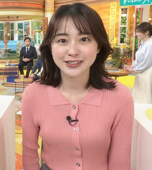 若林有子アナ、ニットおっぱいYC乳房の膨らみエチエチ過ぎてタマランの画像