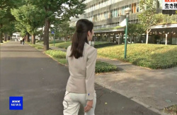 姫野美南アナ、パンティ線が食い込むお尻の膨らみ透け透け白パンツの画像
