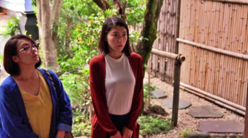 成海璃子、白T透けてるように見えるおっぱい！バインバインたまらんの画像