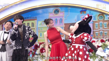 綾瀬はるか、ノースリおっぱいデッカ！突き出て横乳の膨らみエグイなの画像