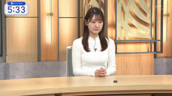 森山みなみアナ、白ニットおっぱいデッカ！YCの膨らみエチエチ過ぎの画像