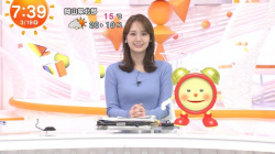 井上清華アナ、ニットおっぱいムギュ！膨らみの形がデッカ過ぎタマランの画像