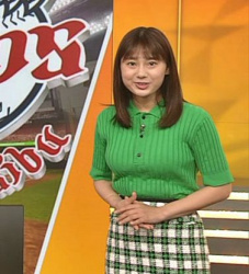 浅田春奈アナ、凄い緑ニットおっぱいボインボイン膨らみデッカ過ぎの画像