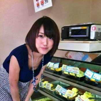 竹内由恵アナ、肉厚下半身ｗ尻肉の食い込みエッチ過ぎ最高！の画像