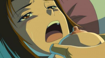 巨乳美女が中出し近親相姦！義弟チンポをおマンコに挿入され突き上げピストンの画像