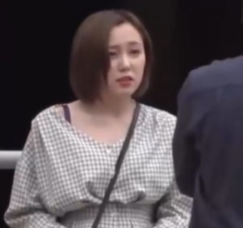★女子大生★パンツ★赤面★恥ずかしい！すきねぇ…巨乳※痴女！変態で射精しちゃう？…露出で性欲暴発しちゃうエロ動画「だめ…もっと！」爆乳の画像