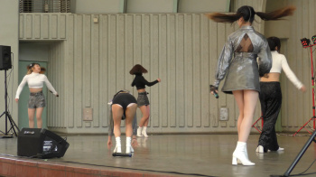 アイドルグループ「みらくる☆ふぉーぜ」のハミパンチラの画像