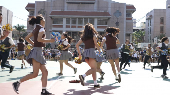 【JK】台湾の女子高生のパンチラ、ハミパンチラの画像