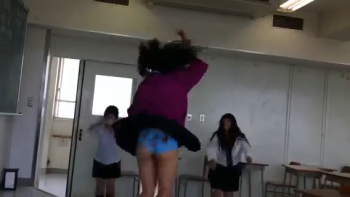 【JK】葛西南高校の女子校生のパンチラの画像