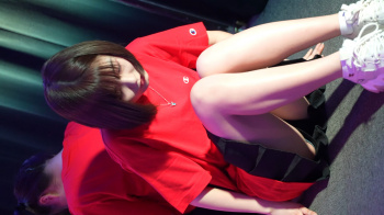 【アイドル】「さよなら歌姫」のハミパンチラの画像