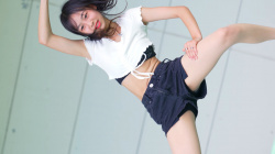 【その他】「YJCダンススタジオ」のダンサーのハミパンチラの画像