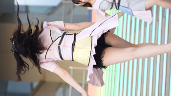 アイドルのハミパンチラの画像