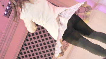 アイドルの透けパンチラの画像