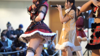 アイドルのハミパンチラの画像