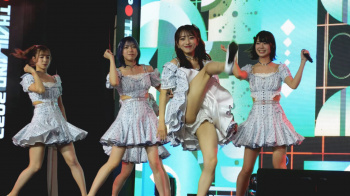 アイドルのハミパンチラの画像