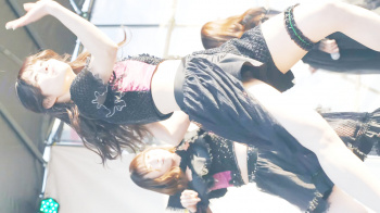 アイドルの透けパンチラ、ハミパンチラの画像