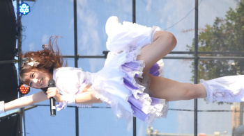 アイドルのハミパンチラの画像
