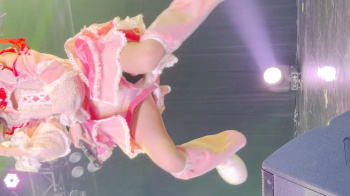 アイドルのハミパンチラの画像