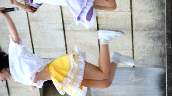 アイドルのブラチラの画像