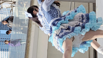 アイドルの透けパンチラ、ハミパンチラの画像