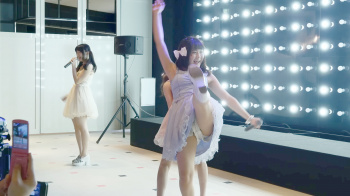 アイドルのハミパンチラの画像
