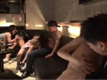 «巨乳|エロ動画»おっパブ店で巨乳な娘と本番エッチ！常連になれば生ハメ種付け出来る裏風俗店！絶対勃起のいい女の画像