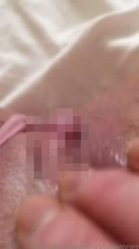 巨クリ: 摘んで擦って弾いて剥いての画像