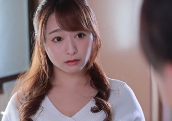 ♥息子の親友に告白された母親「旦那さんと別れて僕と結婚して下さい…♥」彼をフッたら毎日レイプされ続ける完熟おマンコの画像