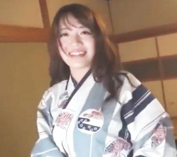 ♥妻に内緒ですけど「嫁を寝取って下さい…♥」露天風呂で旦那公認の奥様NTR…隠し撮りでチンポ挿入丸見えの画像