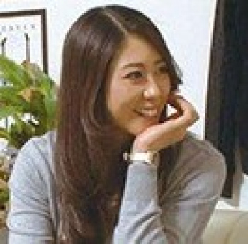 ♥32歳人妻に中出し「こんなおばさんを抱いてくれるの？…♥」零れおちそうな巨乳おっぱい揺らして精子を搾り取っちゃう欲求不満の完熟おマンコの画像