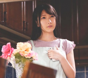 ♥旦那が構ってくれないから義父となじまる嫁…お義父さんにオナニー見られて肉便器に堕ちた妻の欲求不満まんこの画像