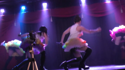 【YouTube】地下アイドル・NIJIIRO☆サーカス団のパンチラ動画がエロい！の画像